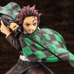 Kotobukiya Demon Slayer: Kimetsu No Yaiba ArtFX J Tanjiro Kamado Statue