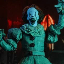 NECA IT (2017) Ultimate Pennywise (Well House) Figure