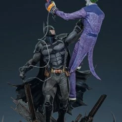 Silver Fox Collectibles Batman: Arkham Knight Batman Vs The Joker 1/8 Scale Diorama