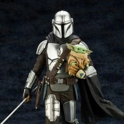 Kotobukiya The Mandalorian ArtFX+ The Mandalorian & Grogu With Beskar Staff Statue