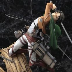 Kotobukiya Attack On Titan ArtFX J Levi Statue (Renewal Package Variant)