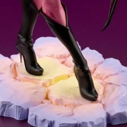 Kotobukiya Darkstalkers Bishoujo Morrigan Statue