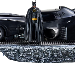 Iron Studios Batman (1989) Batman & Batmobile 1/10 Deluxe Art Scale Statue