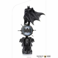 Iron Studios Batman Returns - Batman Deluxe Art Scale 1/10 Statue