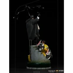 Iron Studios Batman Returns Penguin 1/10 Deluxe Art Scale Statue
