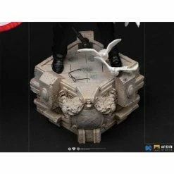 Iron Studios DC Comics Clark Kent 1/10 Deluxe Art Scale Statue