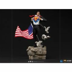 Iron Studios DC Comics Clark Kent 1/10 Deluxe Art Scale Statue