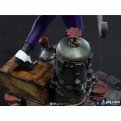 Iron Studios DC Comics The Joker 1/10 Art Scale Statue