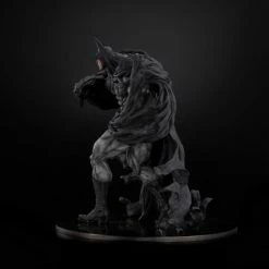 Union Creative DC Sofbinal Batman (Hard Black Ver.)