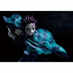 Kotobukiya Demon Slayer: Kimetsu No Yaiba ArtFX J Tanjiro Kamado Statue