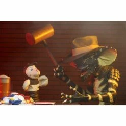 NECA Gremlins Ultimate Flasher Figure