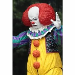 NECA IT (1990) Ultimate Pennywise Figure