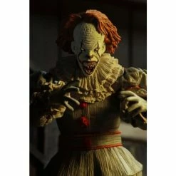 NECA IT (2017) Ultimate Pennywise (Well House) Figure