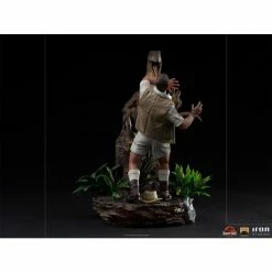 Iron Studios Jurassic Park Clever Girl Deluxe 1/10 Art Scale Statue