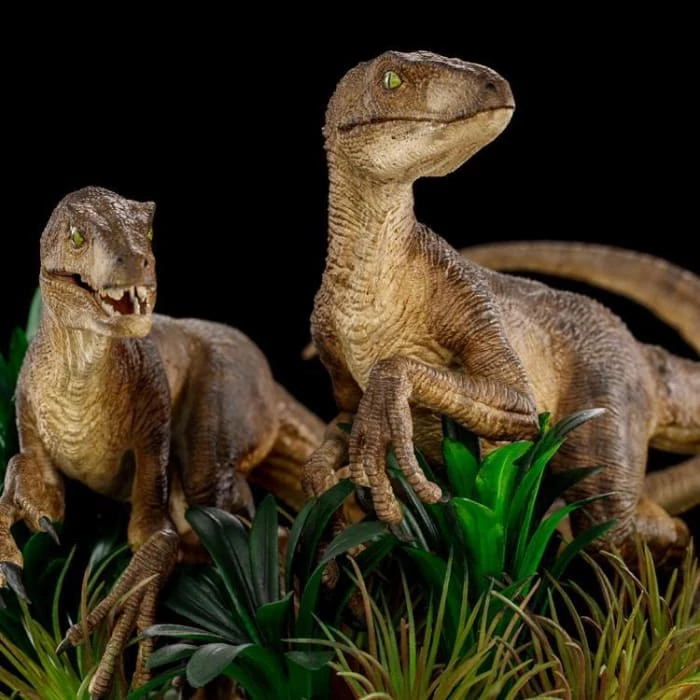 New ❤️ Iron Studios Jurassic Park Just The Two Raptors 1/10 Deluxe Art Scale Statue ⭐ 10 Iron Studios Jurassic Park Just The Two Raptors 1/10 Deluxe Art Scale Statue