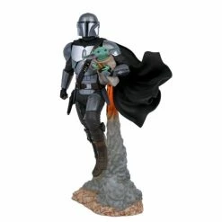 Diamond Select Toys Star Wars Milestones The Mandalorian & The Child Statue