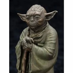 Kotobukiya Star Wars: The Empire Strikes Back Yoda Fountain Statue