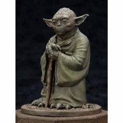 Kotobukiya Star Wars: The Empire Strikes Back Yoda Fountain Statue