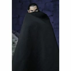 NECA Universal Monsters Ultimate Dracula (Transylvania) Figure
