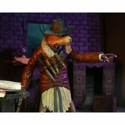 NECA Universal Monsters X Teenage Mutant Ninja Turtles Ultimate Splinter As Van Helsing